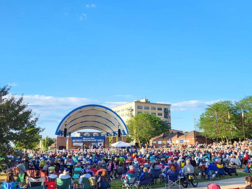 Learn to CityHop Like a Local Great Lakes Bay Regional Convention